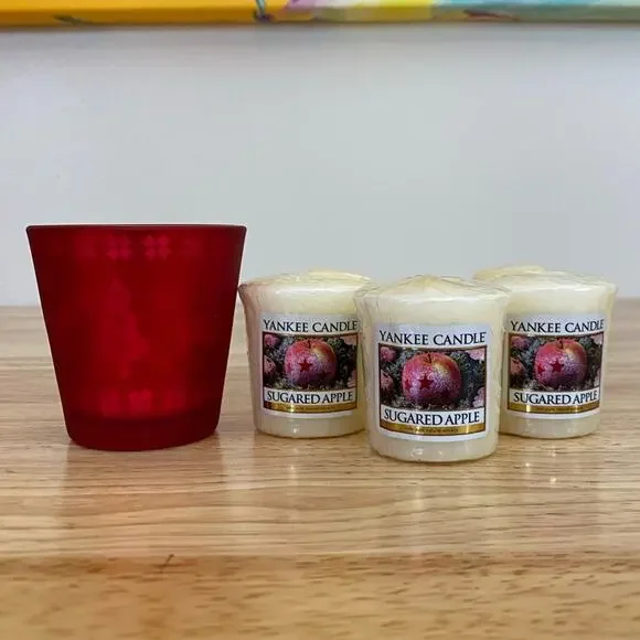 Yankee Candle Small Sugared Apple Candles and Holiday Themed Candle Holder - Picture 2 of 6